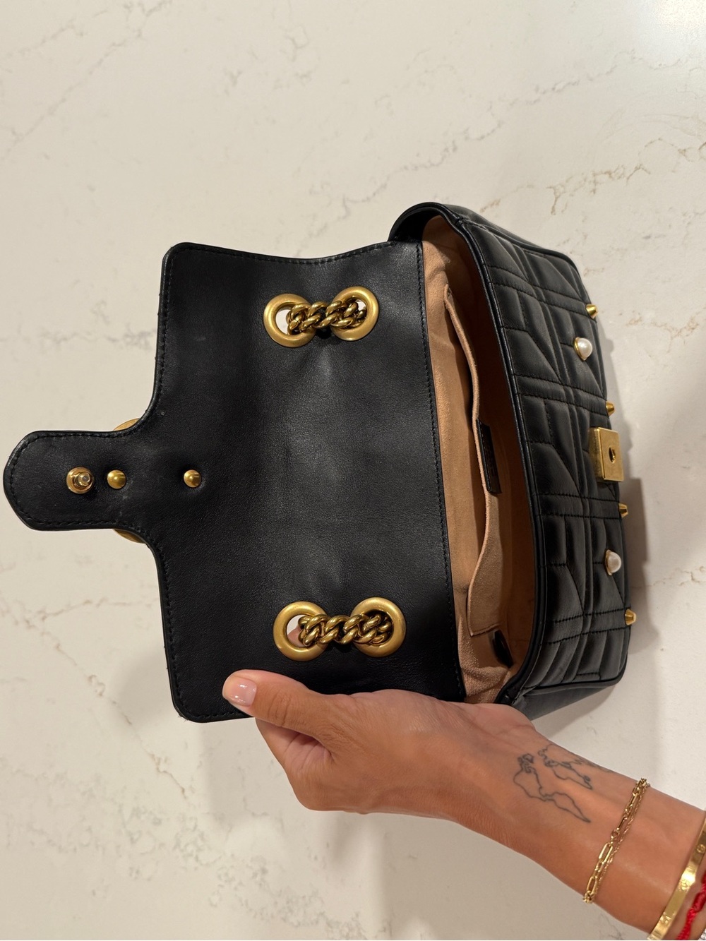 Gucci Black Quilted Shoulder Bag with Pearl Embellishments and Gold Chain - Picture 8 of 9